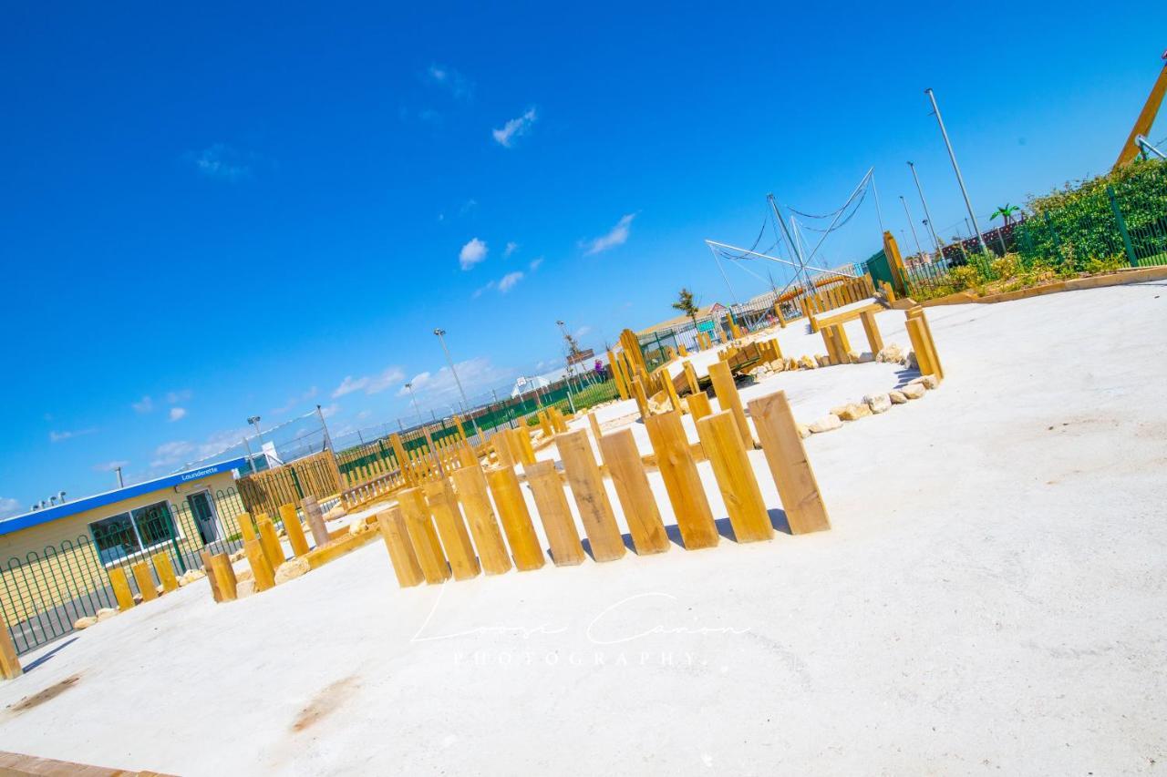 Sea 'N' Stars Platinum Plus Holiday Home With Views, Free Wifi And Netflix Camber Extérieur photo